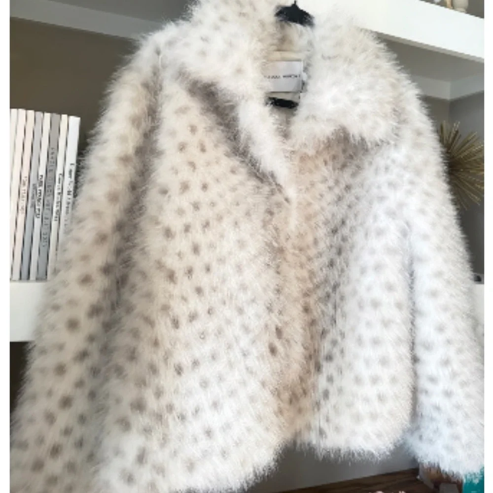 Rebecca Minkoff cropped a collar vegan Fur Jacket - Picture 2 of 8